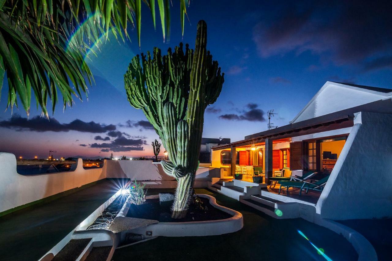 Magnifica Villa Al Lado Del Mar Arrecife  Exterior photo
